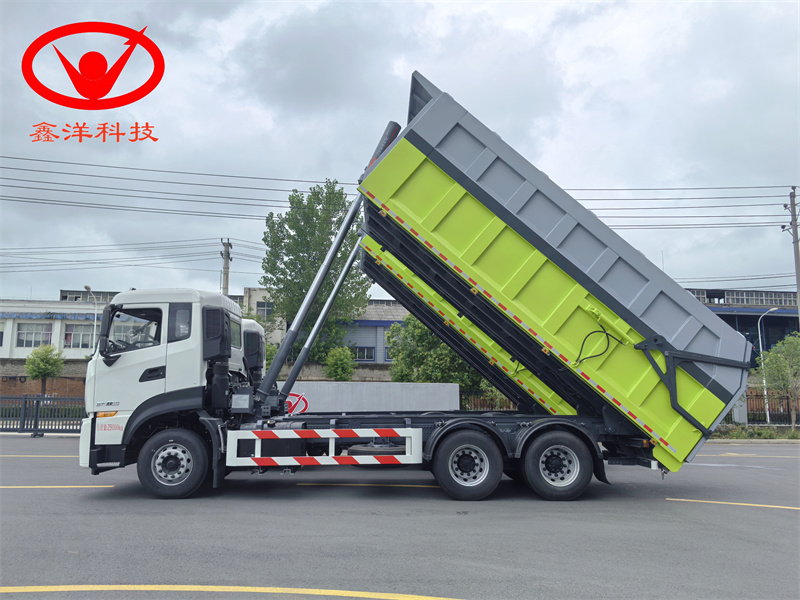 東風(fēng)天龍垃圾轉(zhuǎn)運(yùn)車(chē)